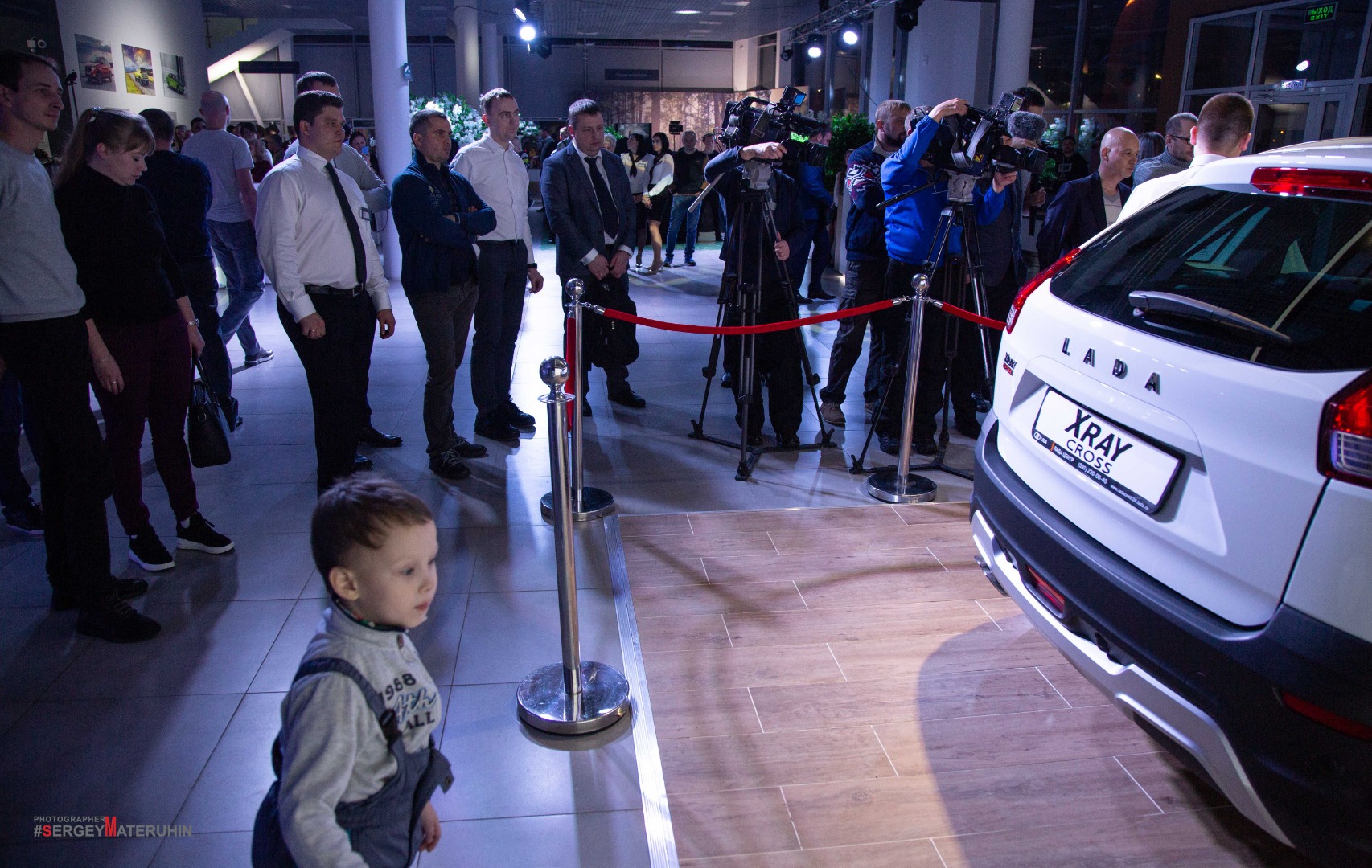 Презентация LADA Xray Cross в Лада Центр!